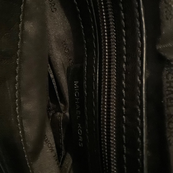 Michael Kors quilted leather bag - Picture 3 of 5